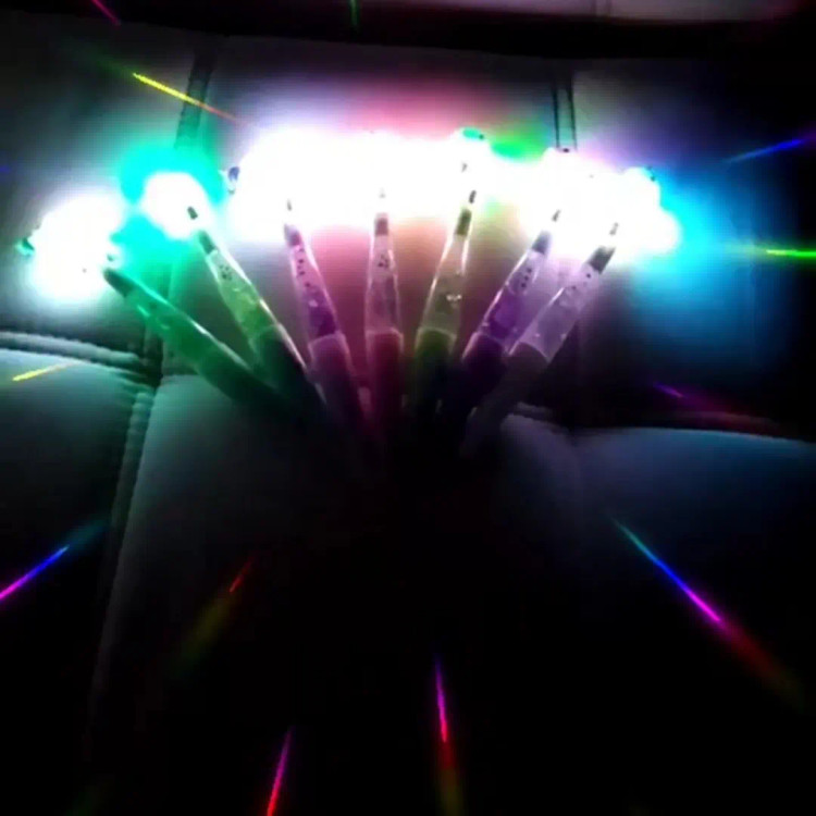 روان نویس آکواریومی چراغ دار دایناسور و یونیکورن